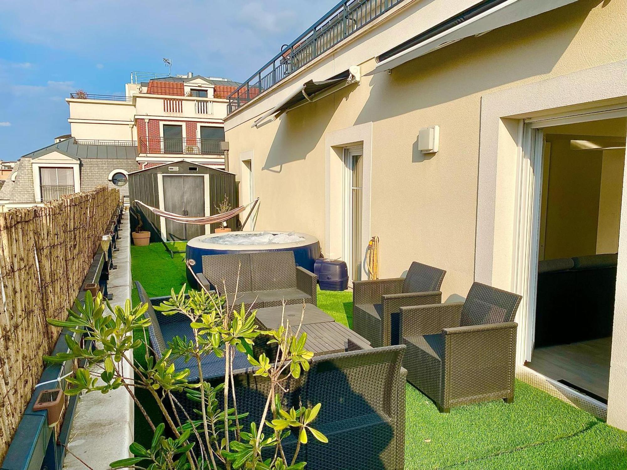 Ferienwohnung Le Prestige Terrasse-Cocon Familial Cosy, Billard & Jacuzzi Avec Vue Sur Paris Le Blanc-Mesnil Exterior foto
